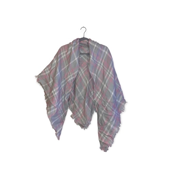 Grey and pink blanket scarf - Picture 4 of 5